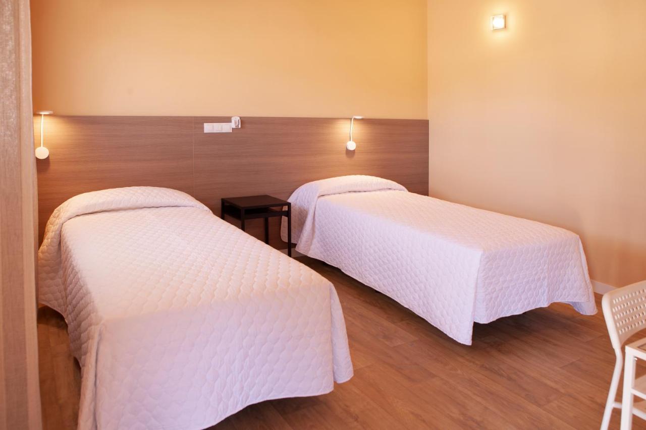 Hostal La Posada De Mari La Cabrera Exteriér fotografie
